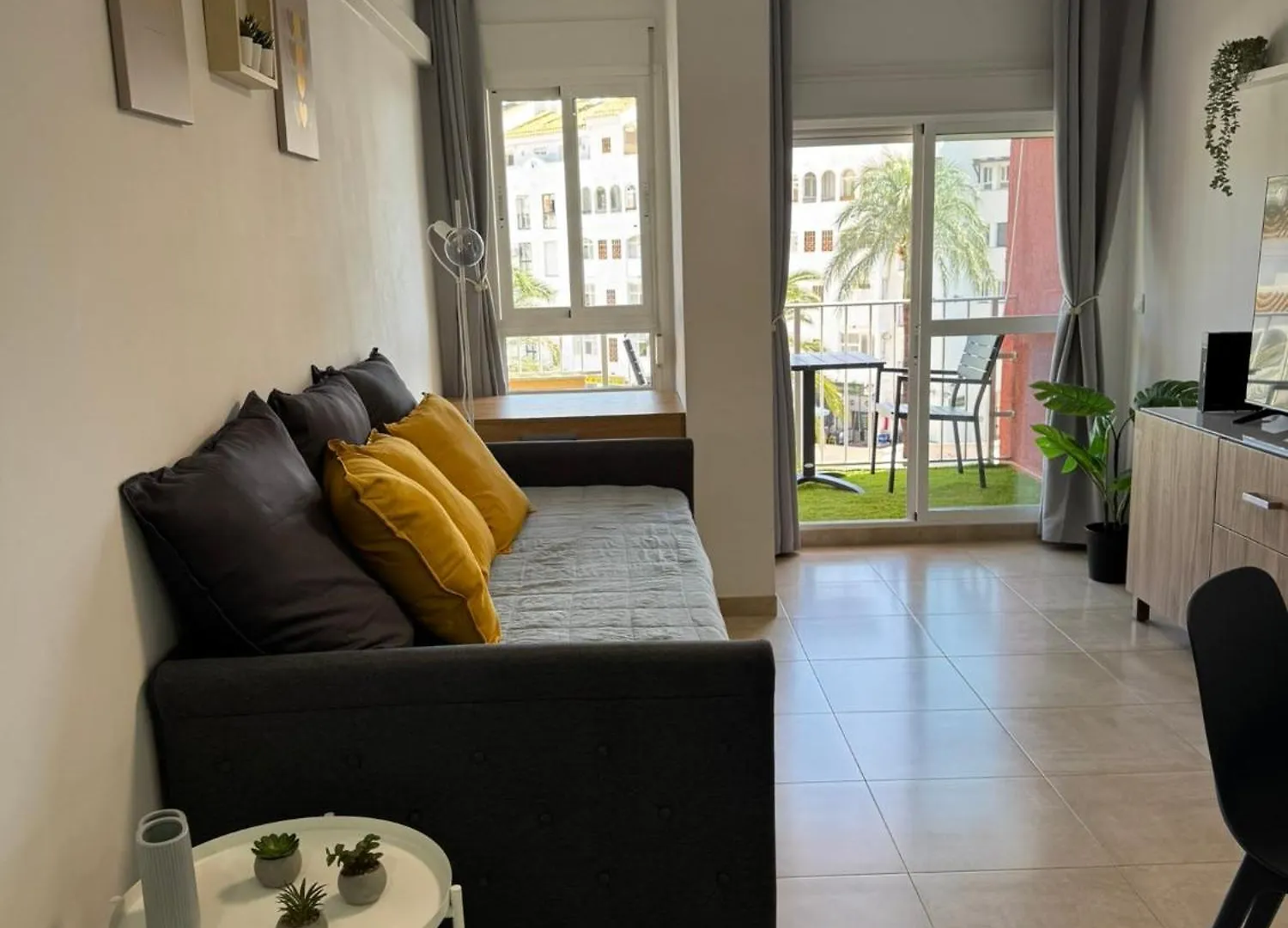 Moderno Apto Con Vistas, Recepcion 24 Hs Y Piscinas Benalmadena Apartment